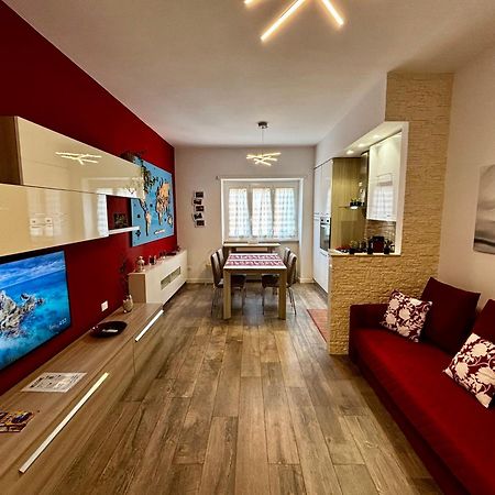Casa Magrini - Intero Appartamento In Roma Marconi Экстерьер фото